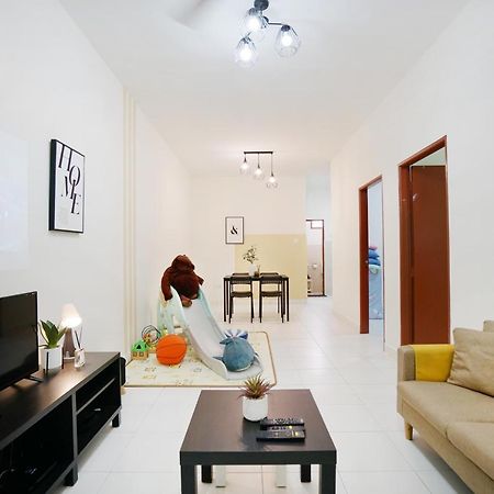 Desaru Beach Waterpark Tvbox By Joyfully 20B10 Luaran gambar